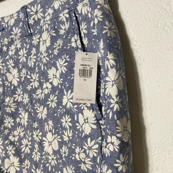 Old Navy Linen Floral Shorts, NWT - Picture 4 of 8